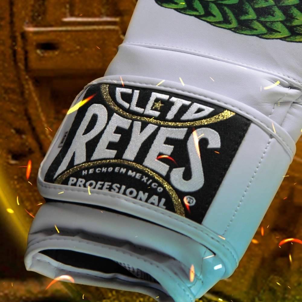 Cleto Reyes Quetzalcoatl Boxing Gloves White/Green