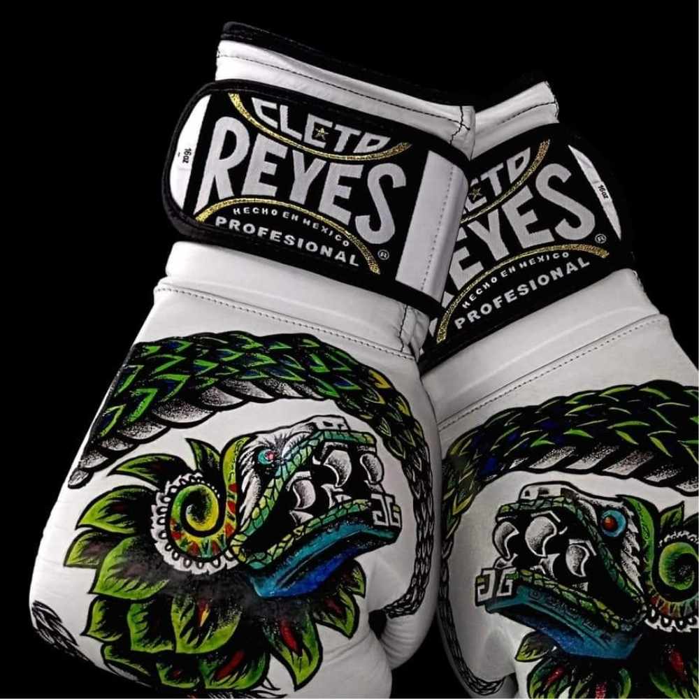 Cleto Reyes Quetzalcoatl Boxing Gloves White/Green