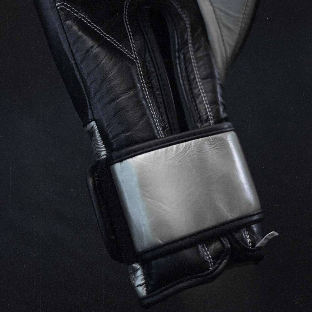 Cleto Reyes Tuxedo Boxing Gloves Black/Silver