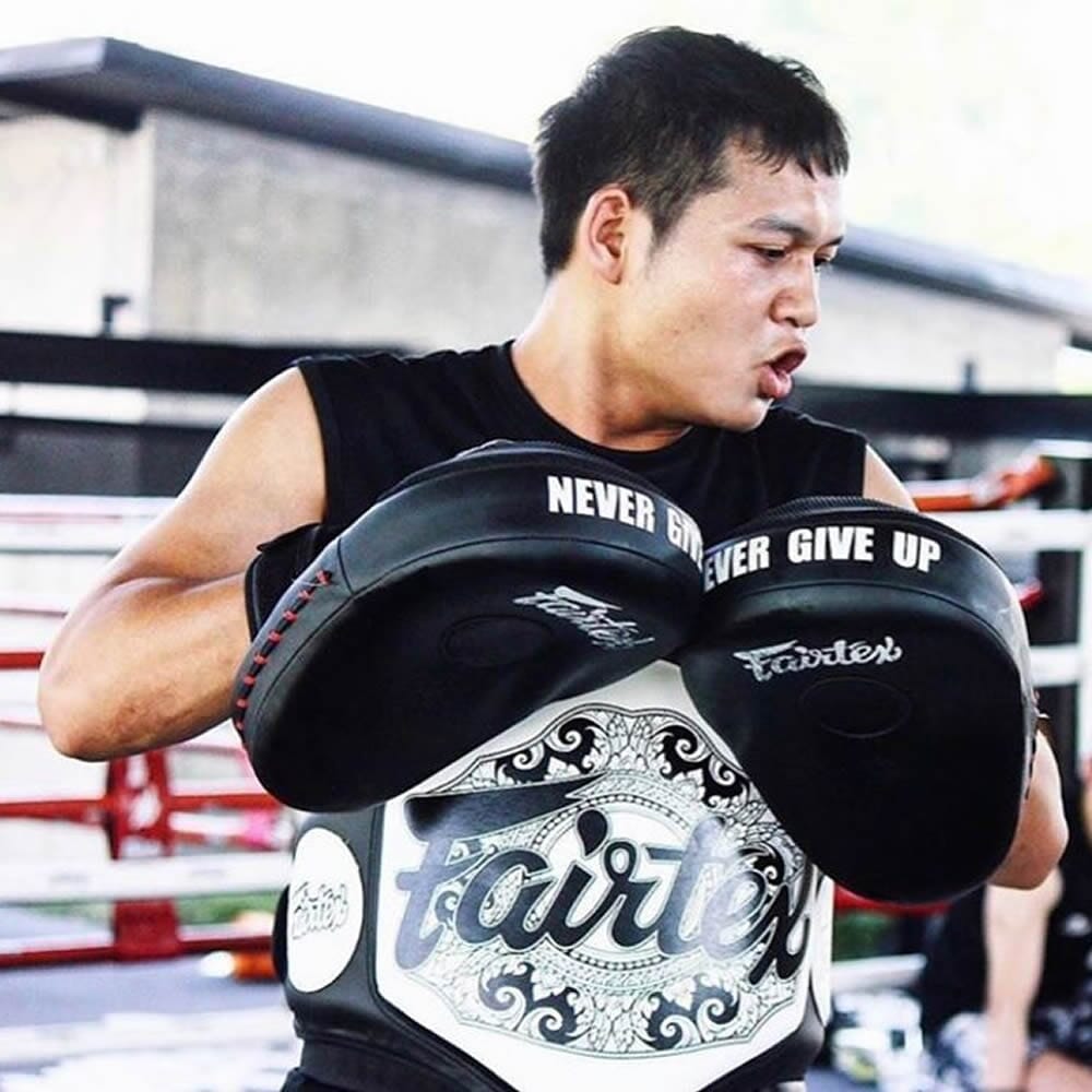 Fairtex BPV2 Lightweight Belly Pad Belly Pads Fairtex