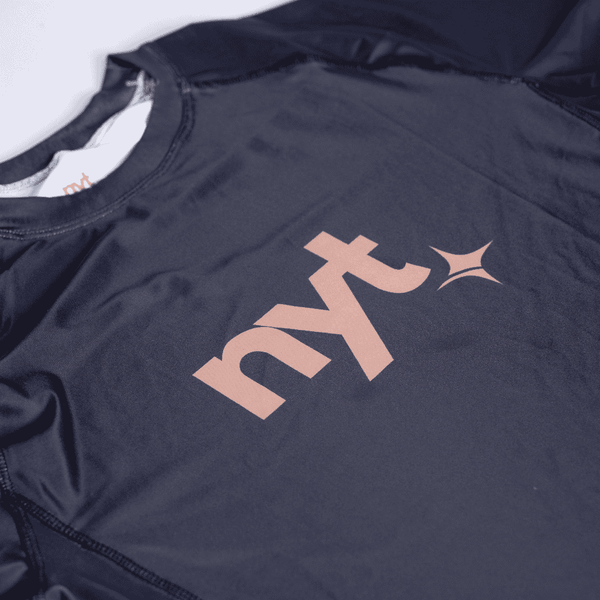 NYT Short Sleeve Sand Centre Logo Rashguard – EverythingMMA