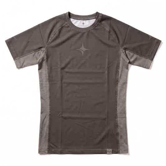 NYT Staple Series Short Sleeve Rashguard Ash/Khaki